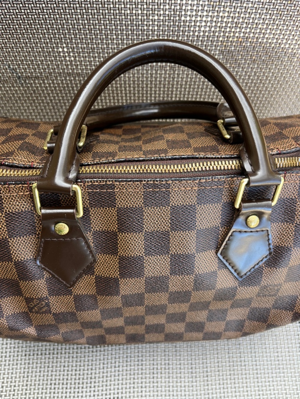 Louis Vuitton Damier Ebene Speedy Bag Dark Brown Check 30 CM  Crossbody - Picture 2 of 16